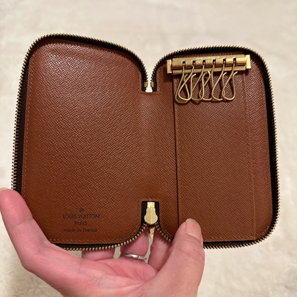 LV key case - Picture 7 of 8